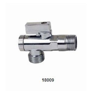 18009 BRASS ANGLE VALVE WITH FILTER